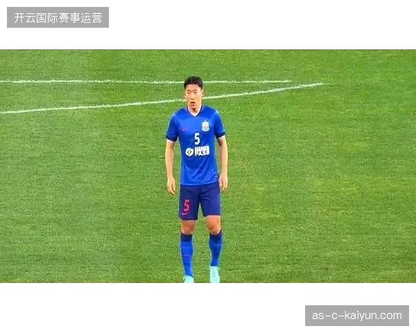 朱辰杰已成长为申花后防线的绝对核心，其身价在本土球员中位居榜首